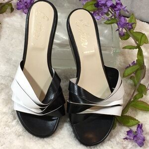 Butter Italian platform slides
